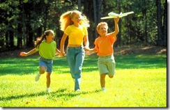 kids-launch-at-the-park_4473