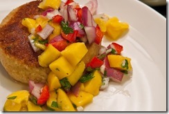 crab-cakes-with-mango-salsa1 (1)